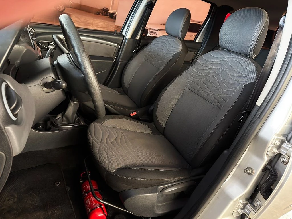 RENAULT DUSTER