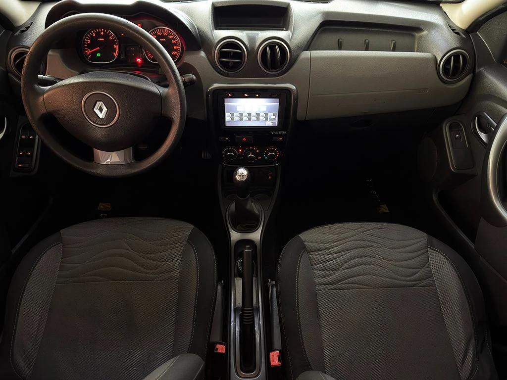 RENAULT DUSTER
