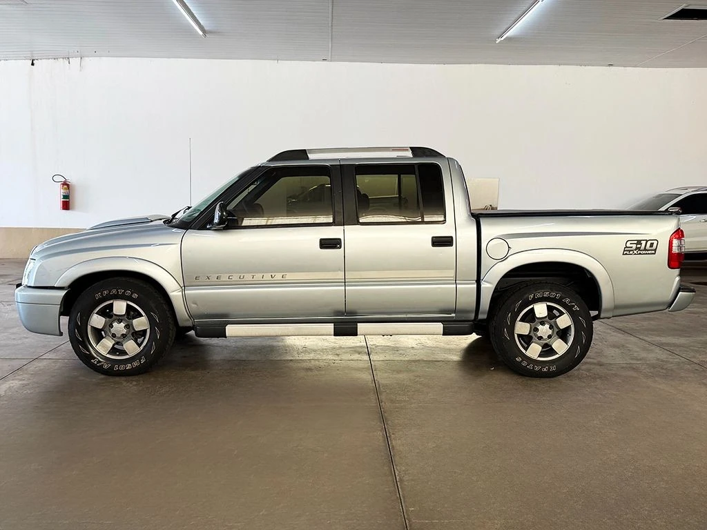 CHEVROLET S10