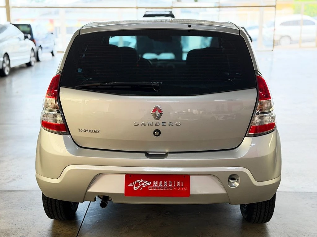 RENAULT SANDERO