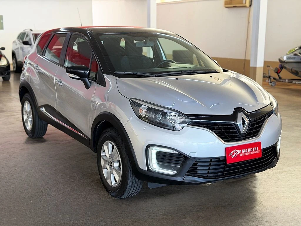 RENAULT CAPTUR