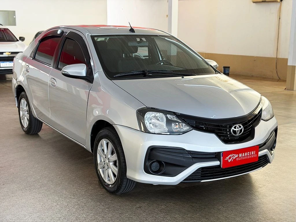 TOYOTA ETIOS