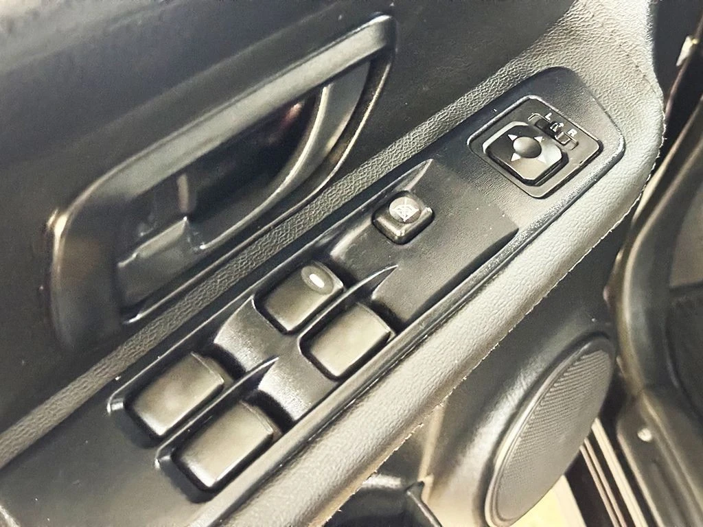 MITSUBISHI PAJERO TR4