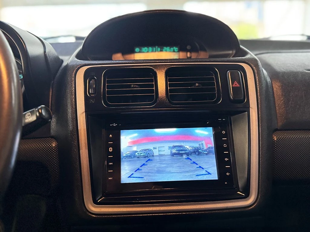 MITSUBISHI PAJERO TR4