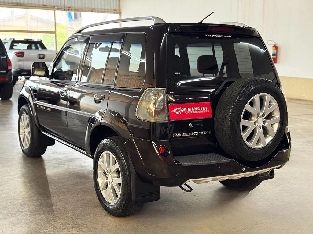 MITSUBISHI PAJERO TR4