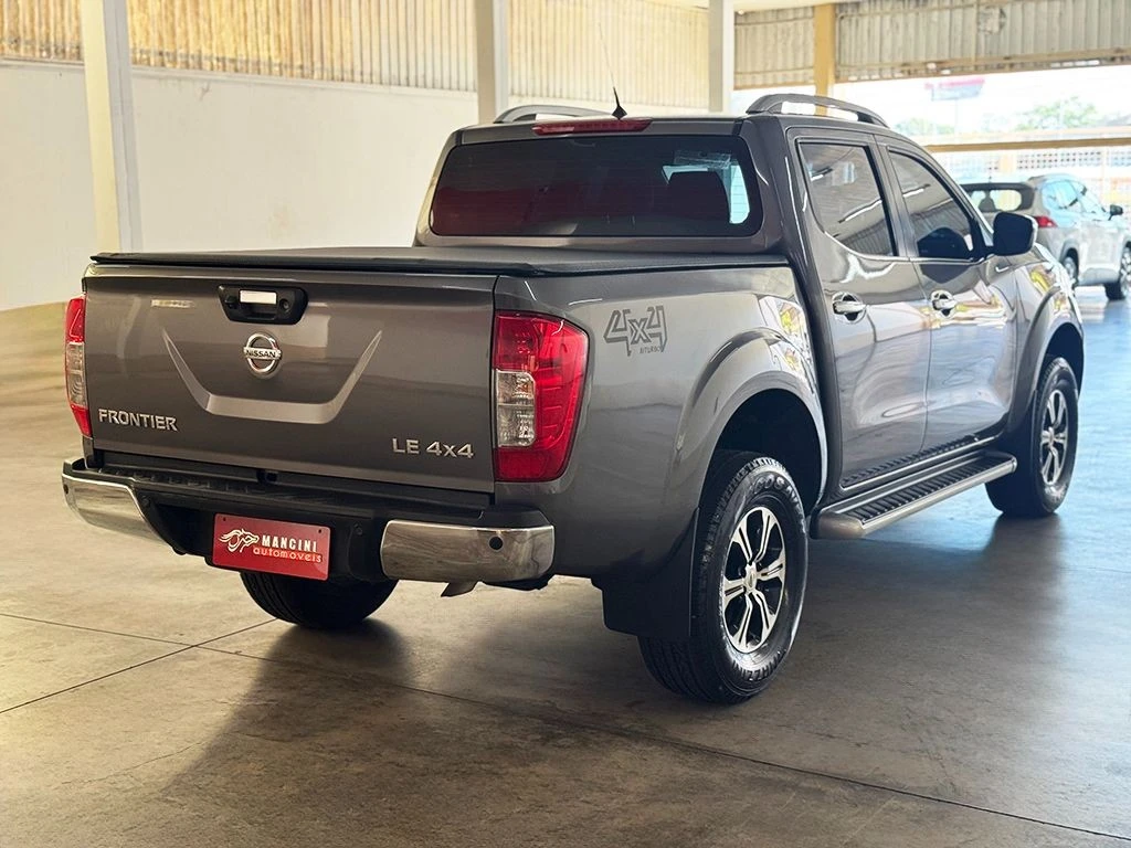 NISSAN FRONTIER