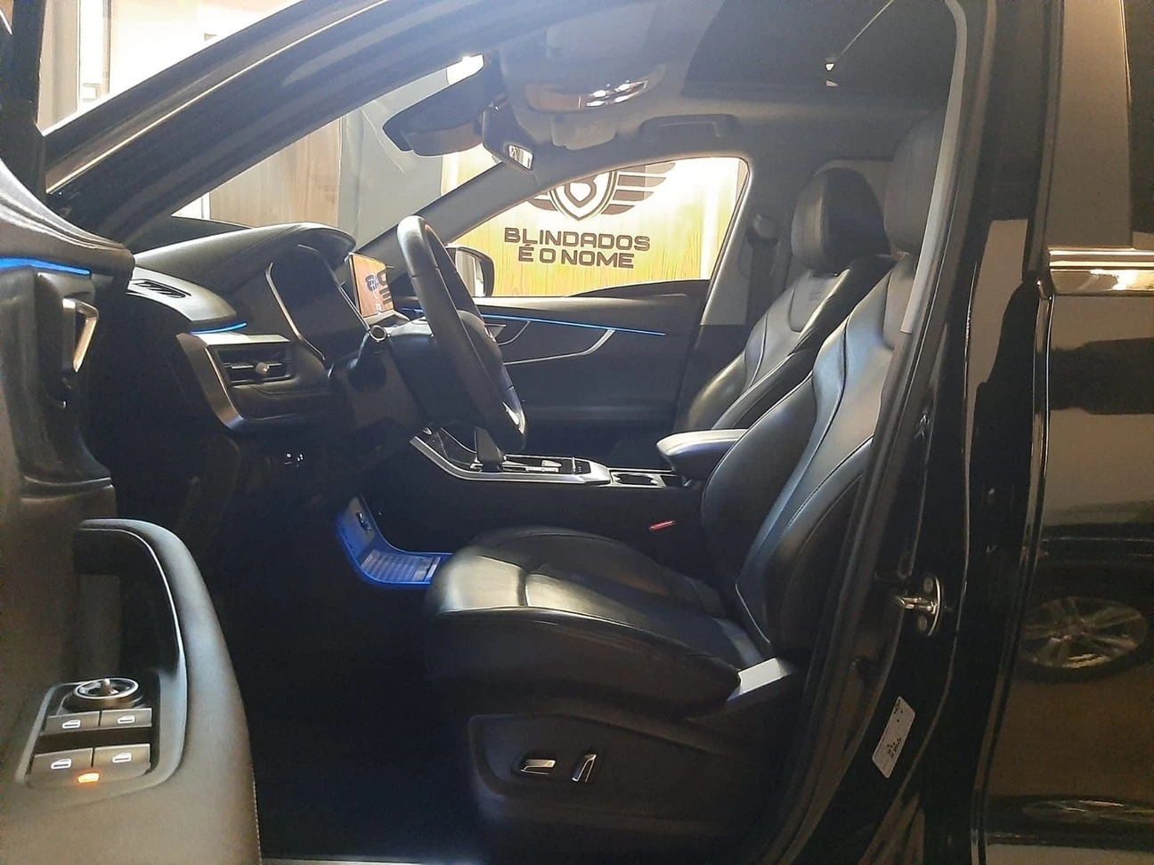 CHERY TIGGO 8