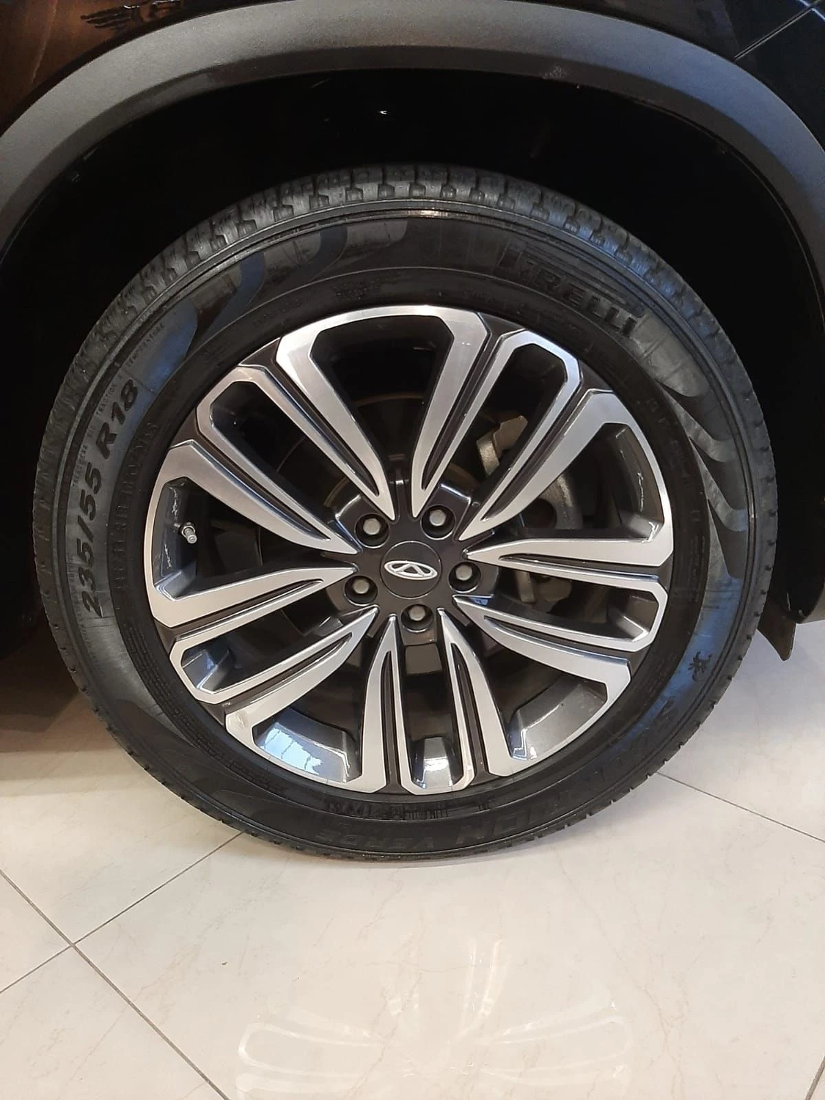 CHERY TIGGO 8
