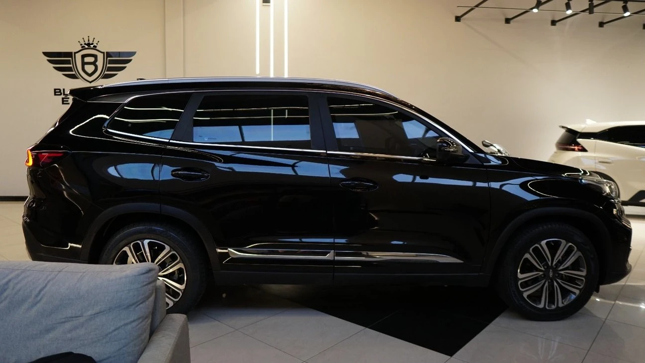 CHERY TIGGO 8