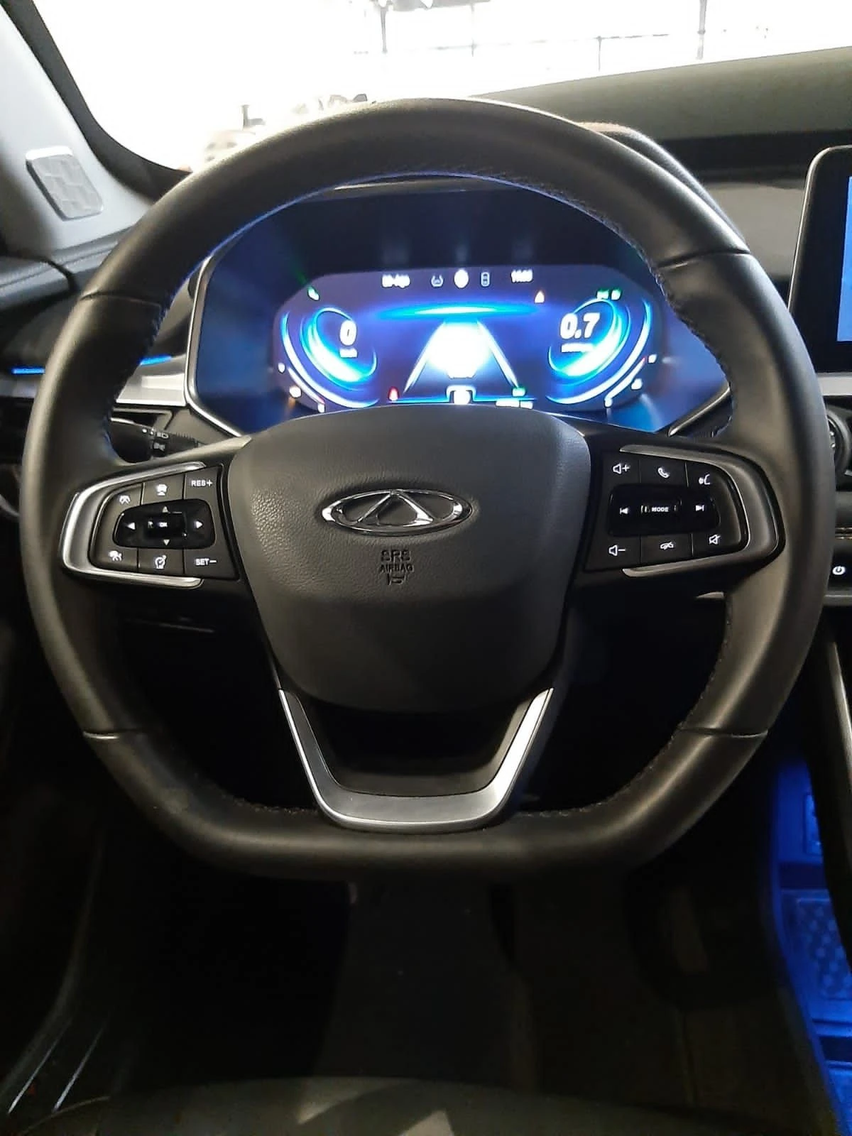 CHERY TIGGO 8
