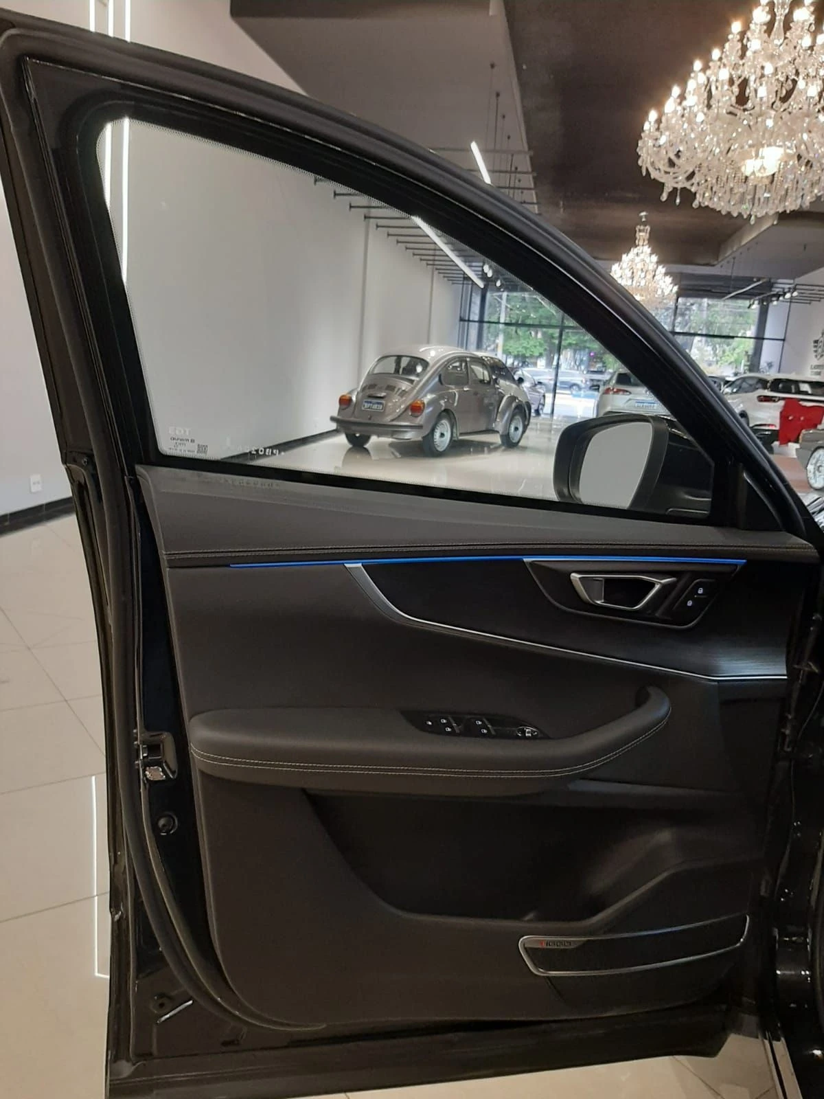 CHERY TIGGO 8