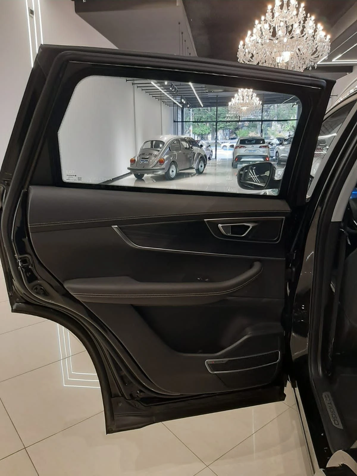 CHERY TIGGO 8