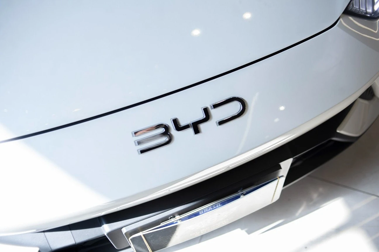 BYD DOLPHIN MINI