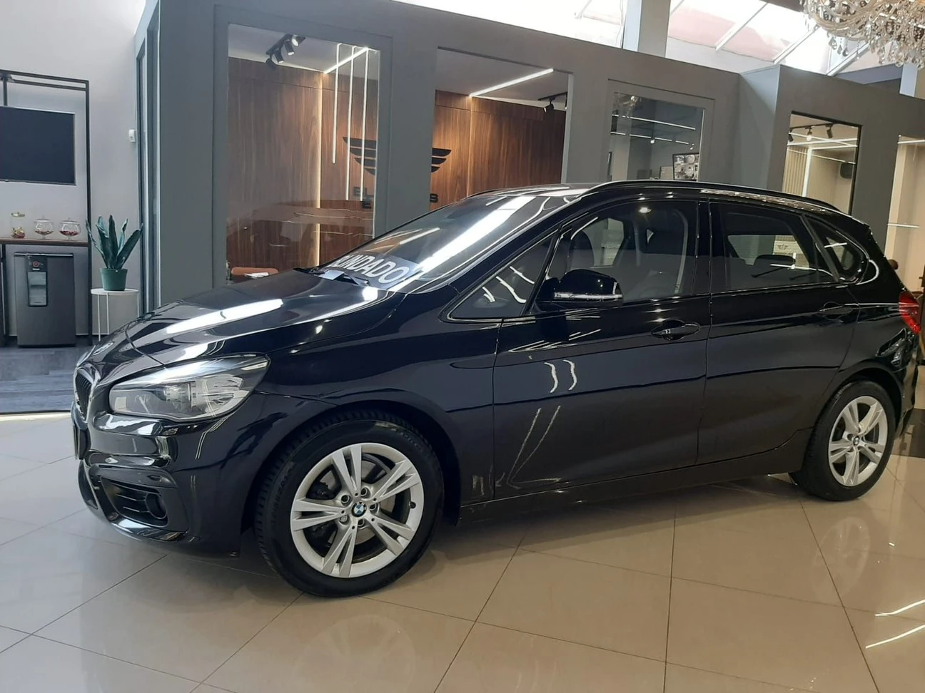 BMW 220I