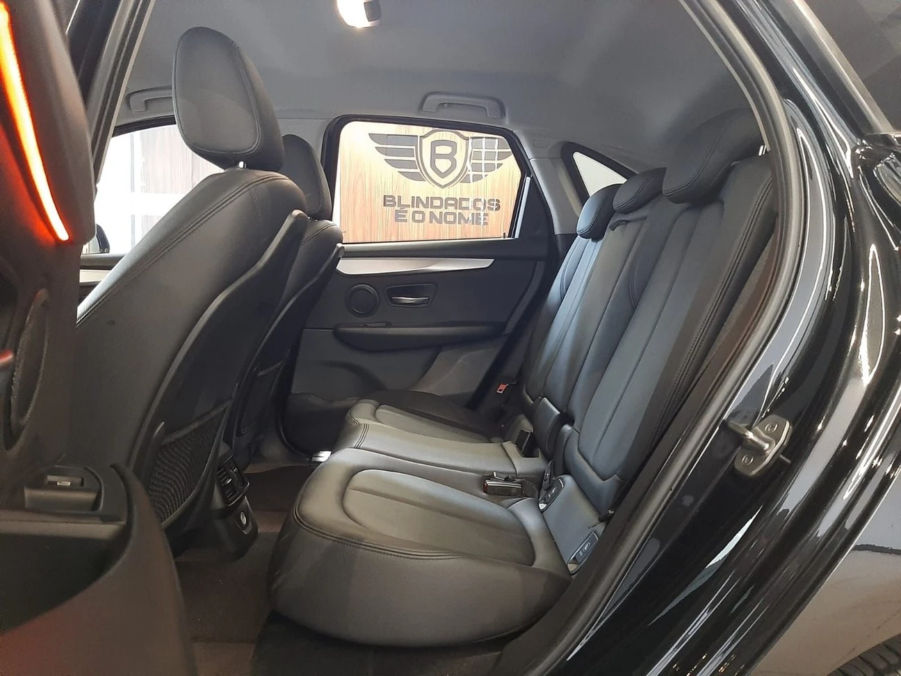 BMW 220I