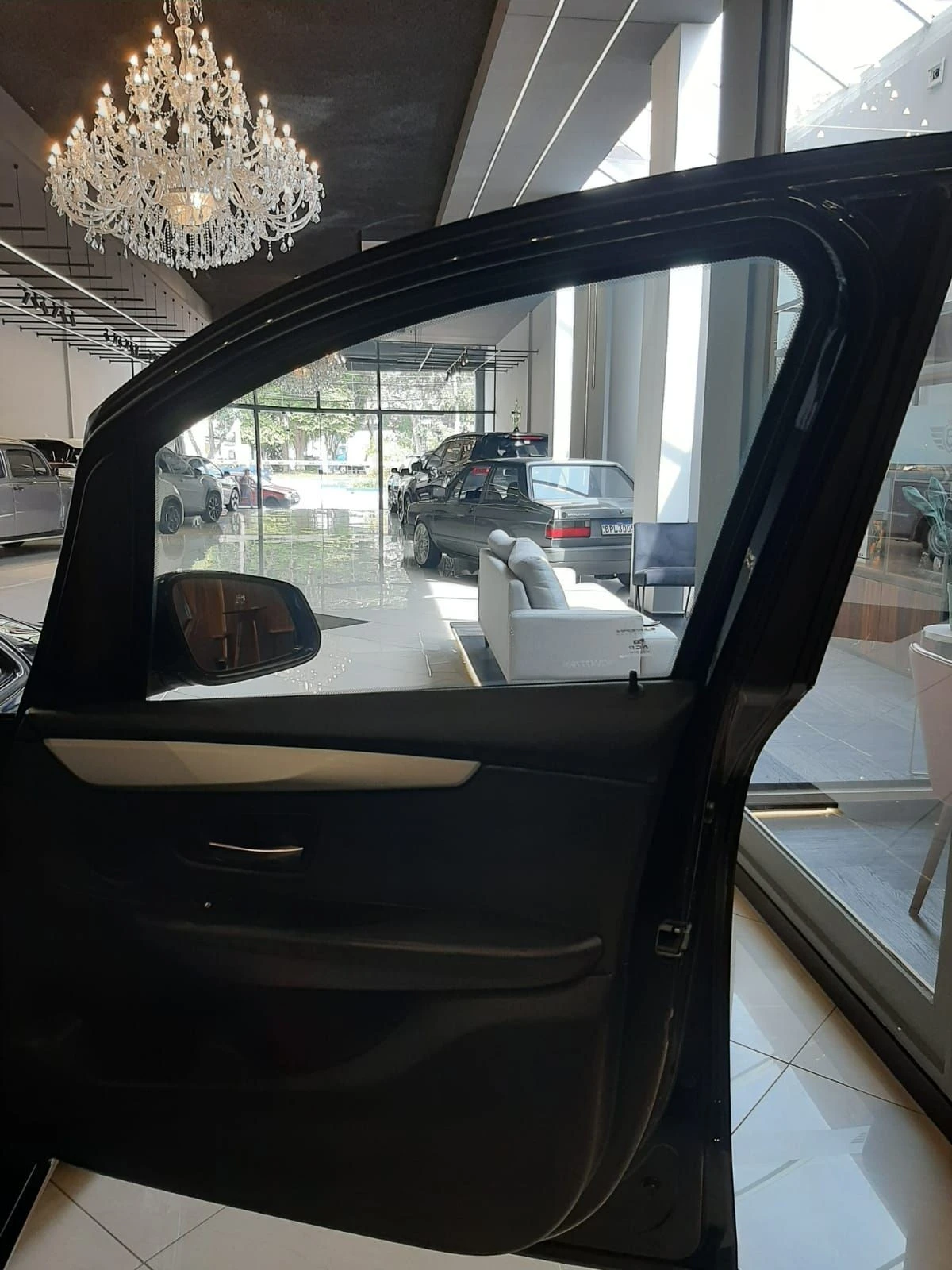 BMW 220I
