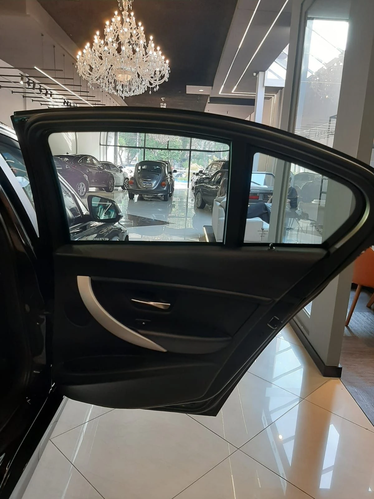 BMW 320I