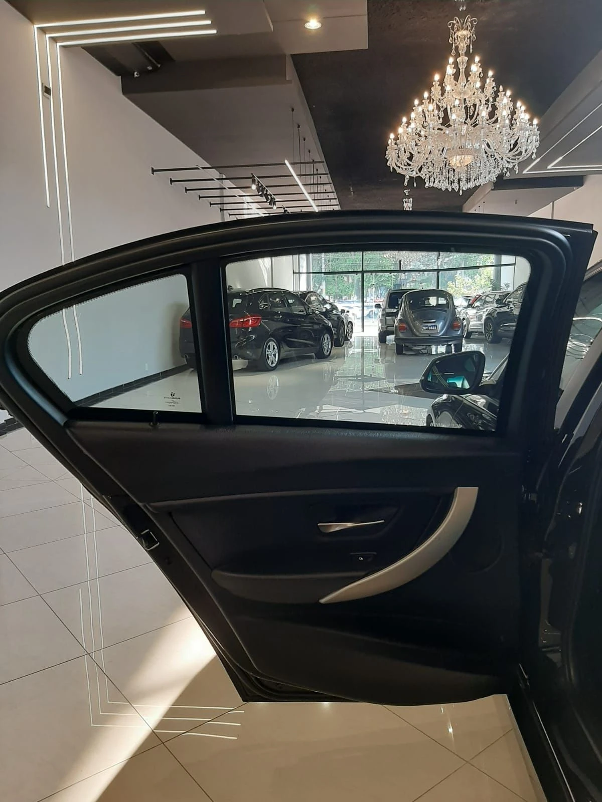 BMW 320I