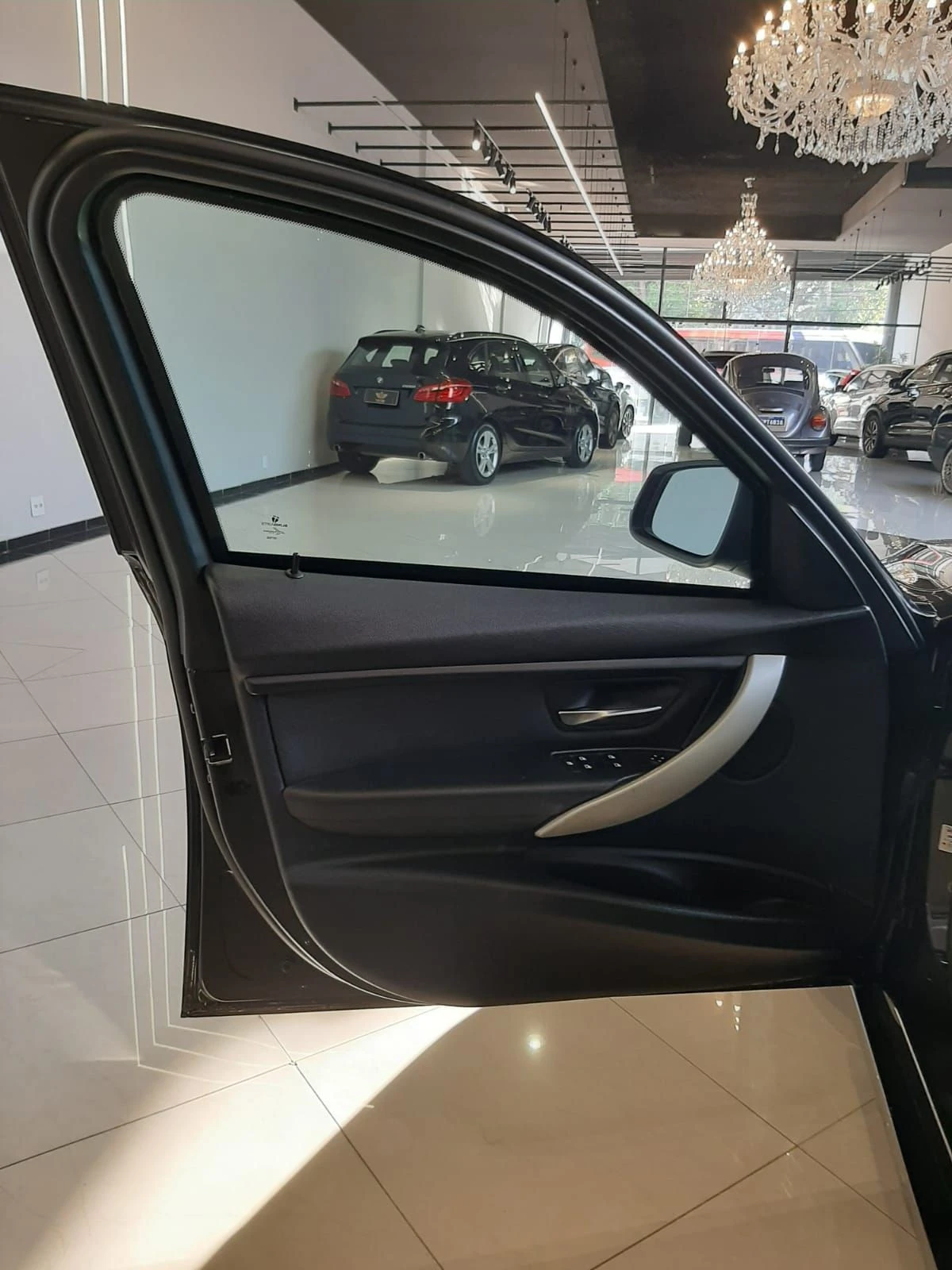 BMW 320I