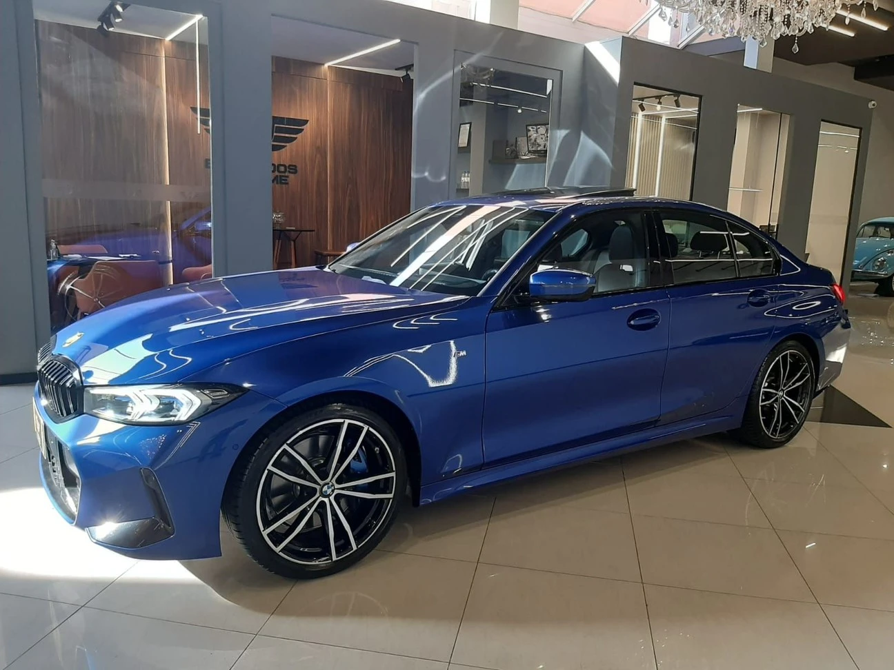 BMW 320I
