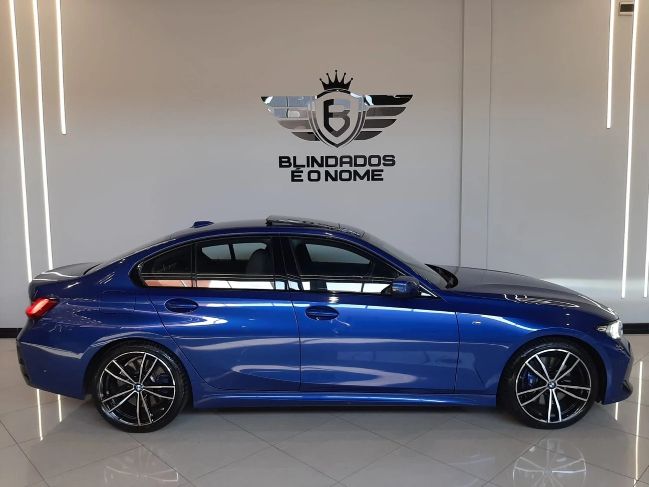 BMW 320I