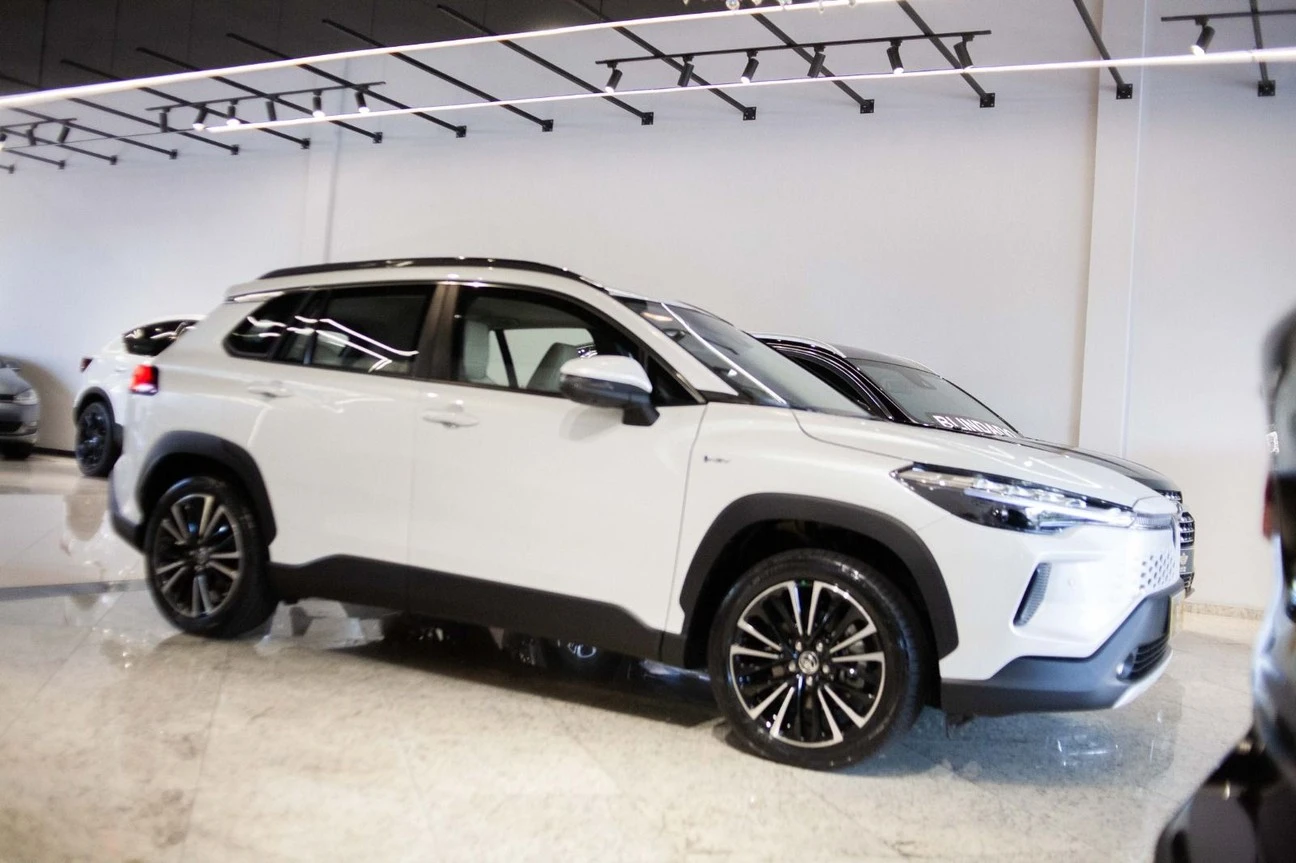 TOYOTA COROLLA CROSS