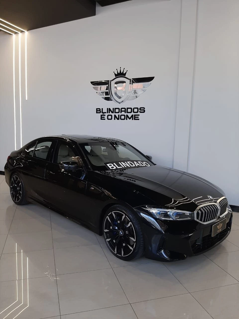 BMW 320i