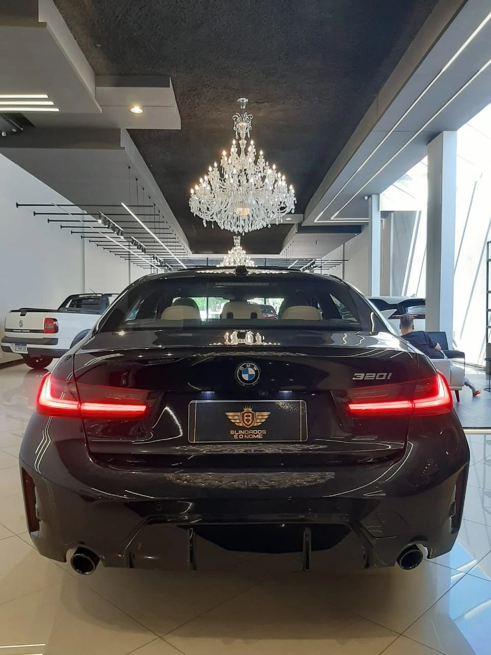 BMW 320i