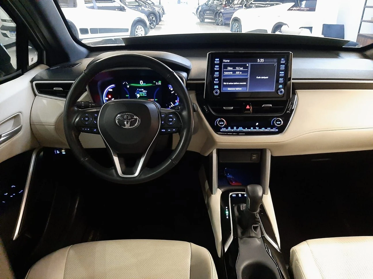 TOYOTA COROLLA CROSS