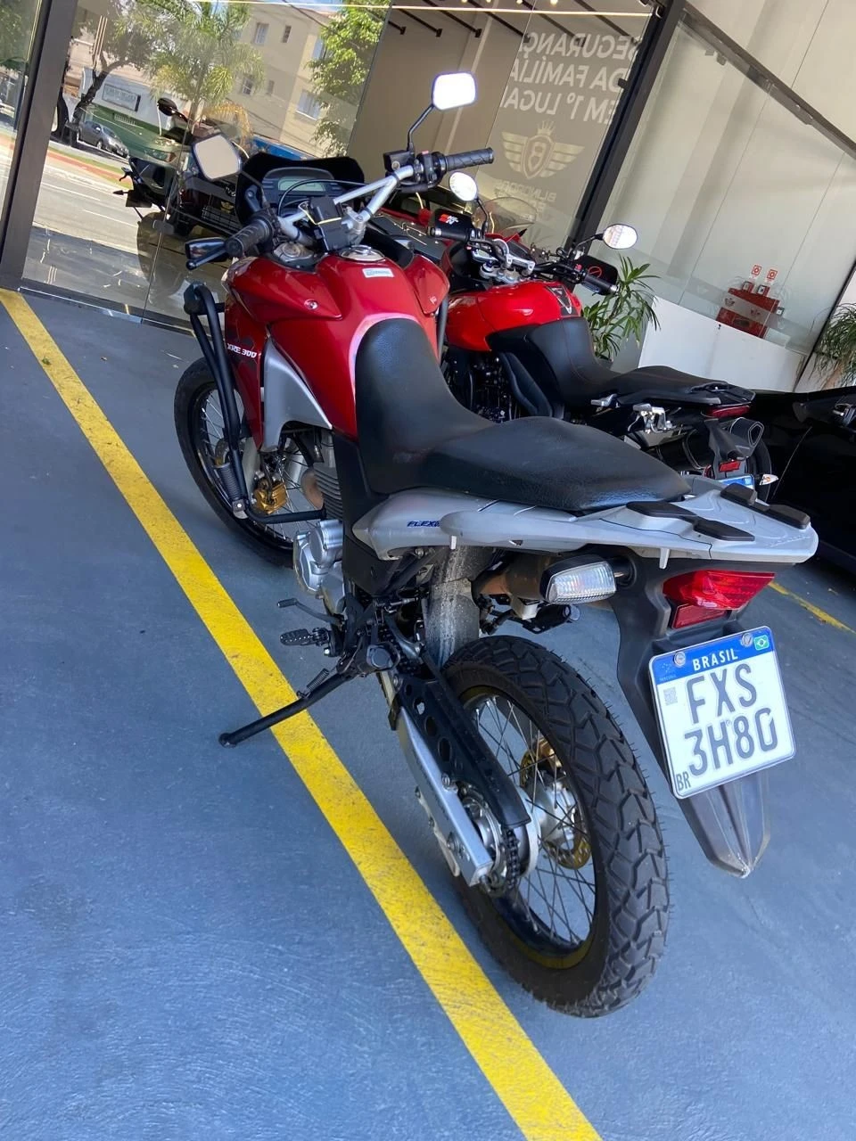 HONDA XRE 300 SAHARA