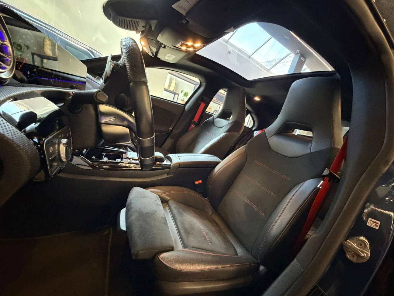 MERCEDES-BENZ CLA 35 AMG