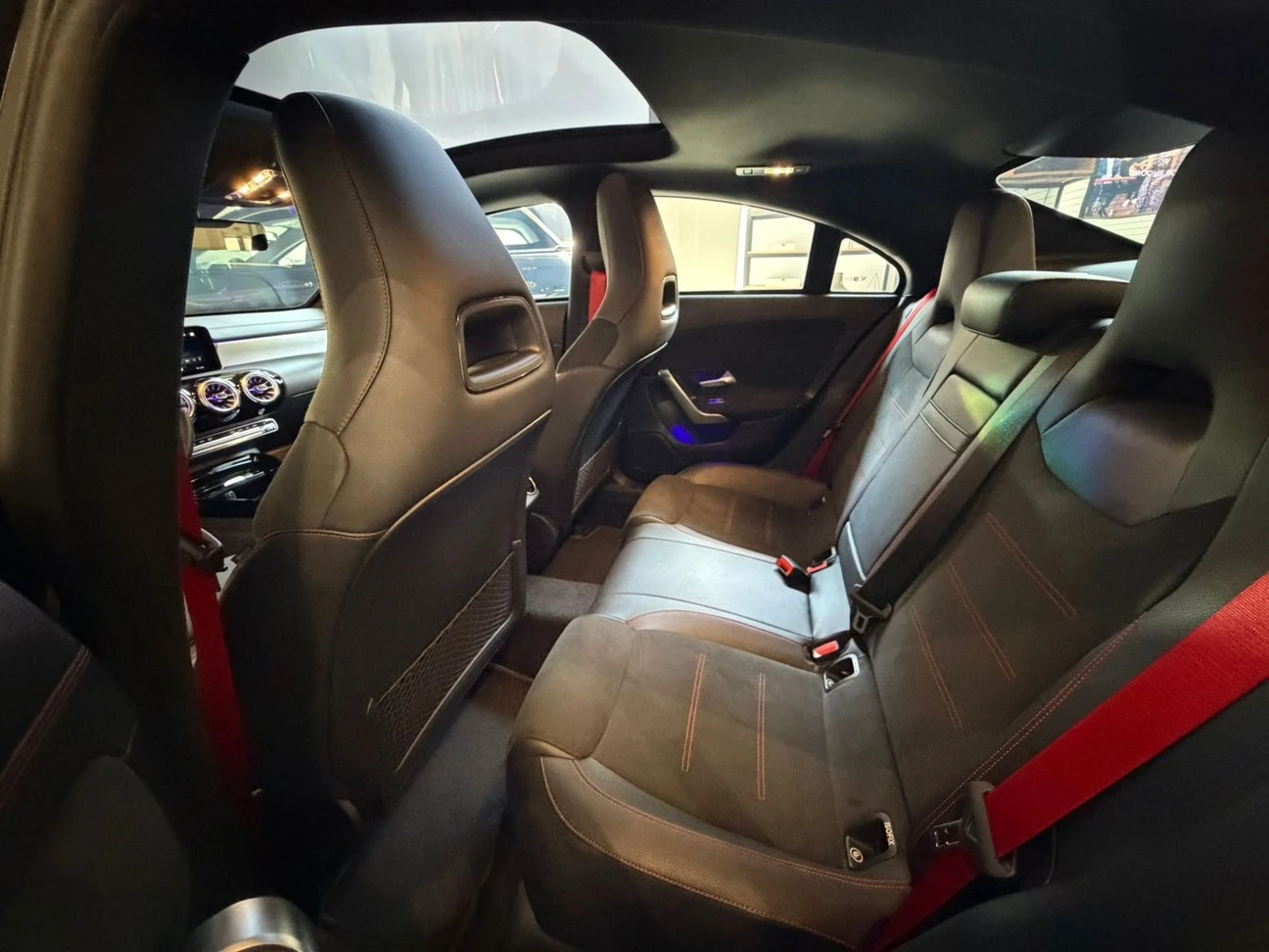 MERCEDES-BENZ CLA 35 AMG