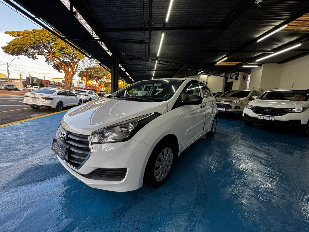 HYUNDAI HB20