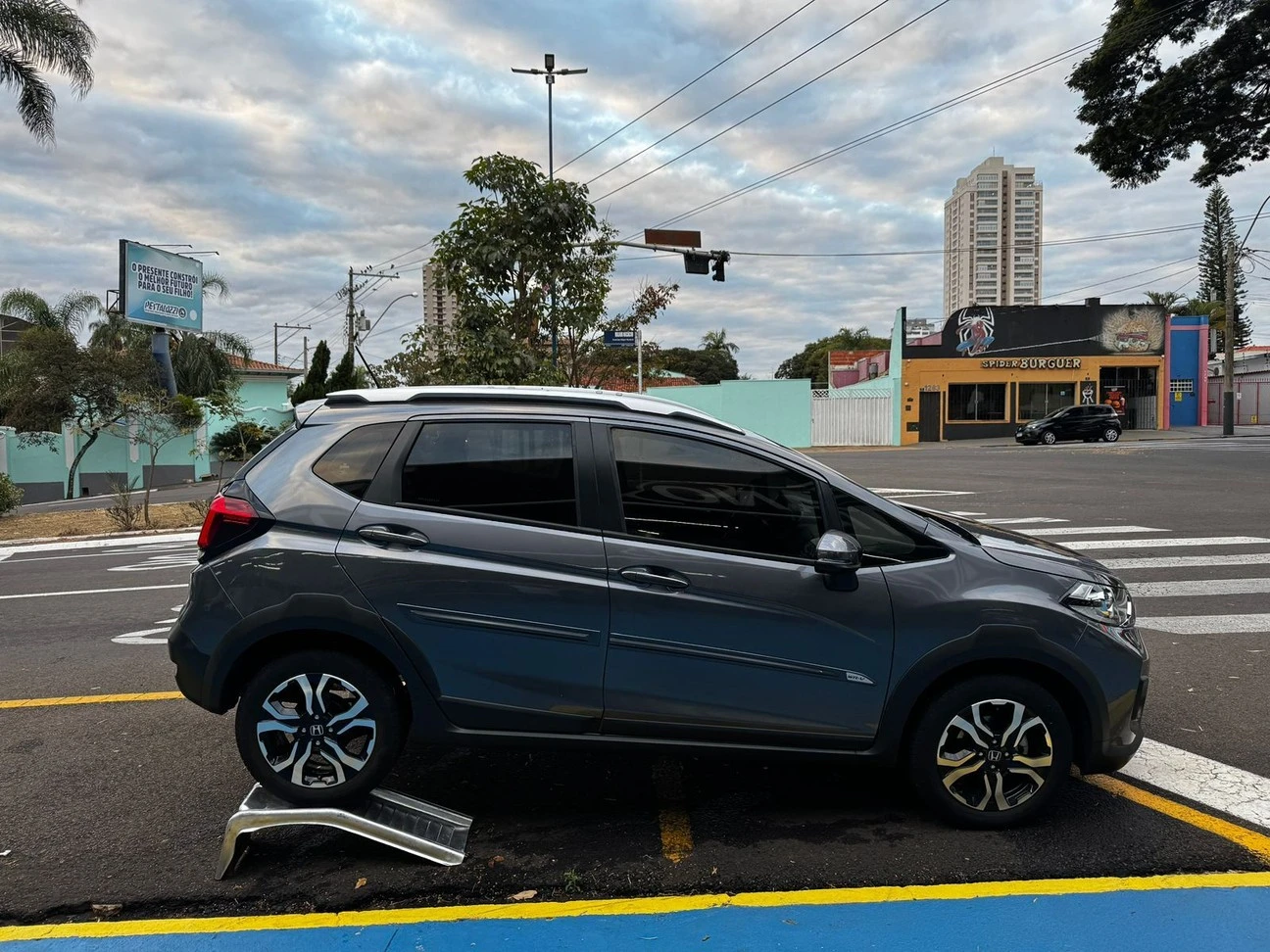 HONDA WRV