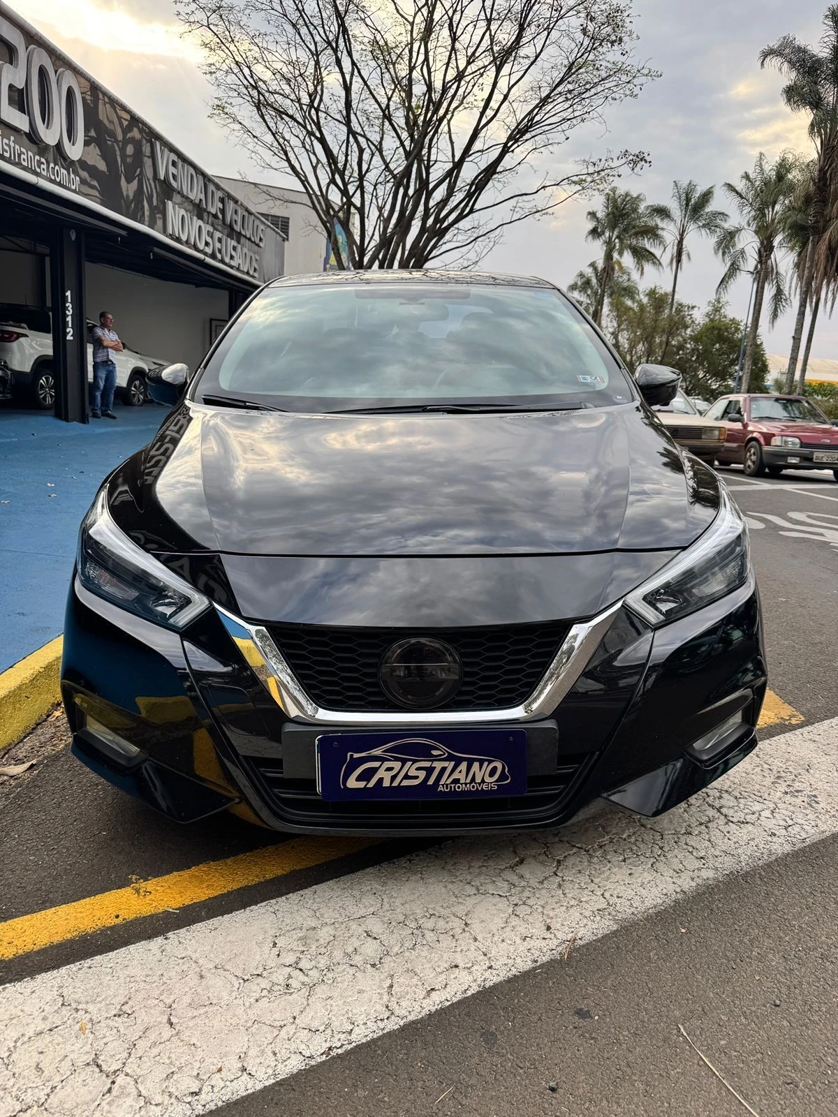 NISSAN VERSA