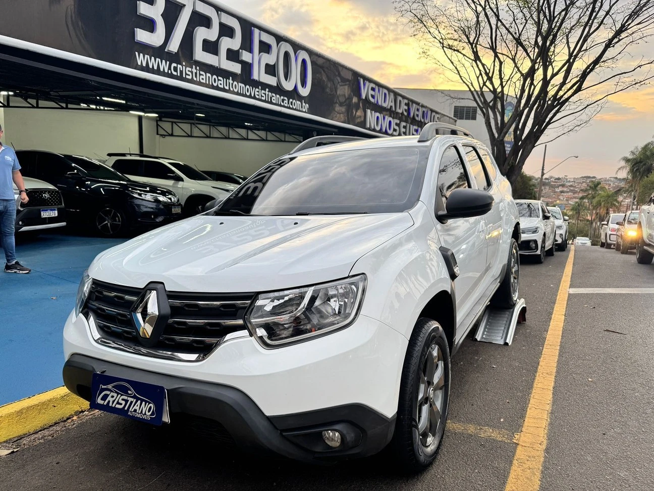 RENAULT DUSTER
