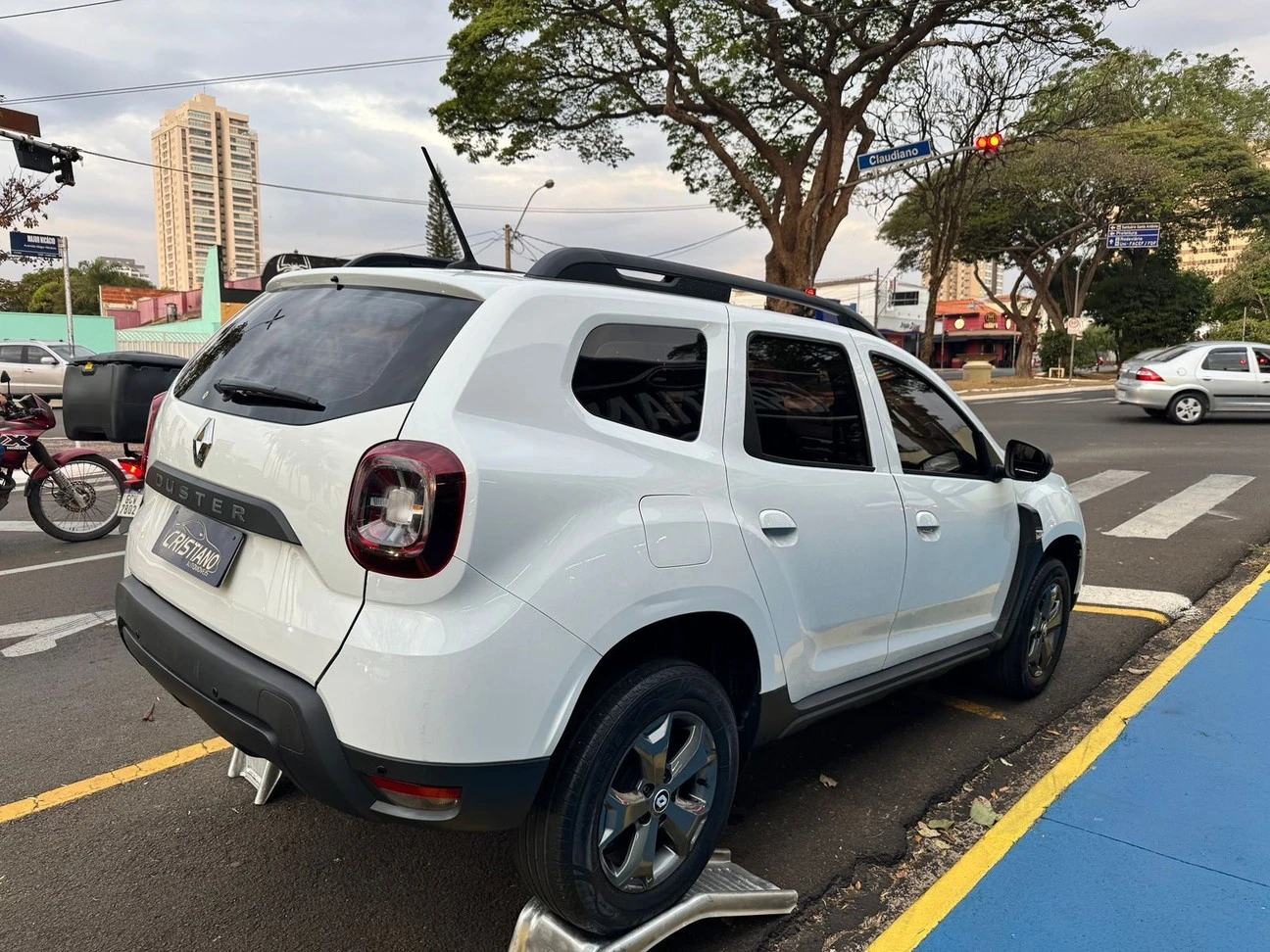 RENAULT DUSTER