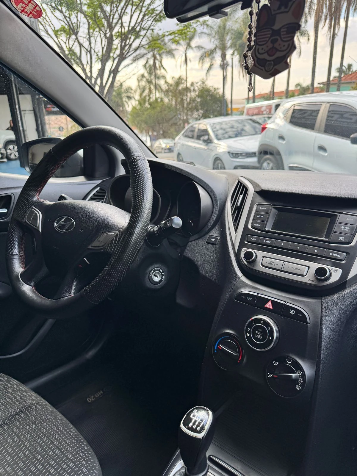 HYUNDAI HB20