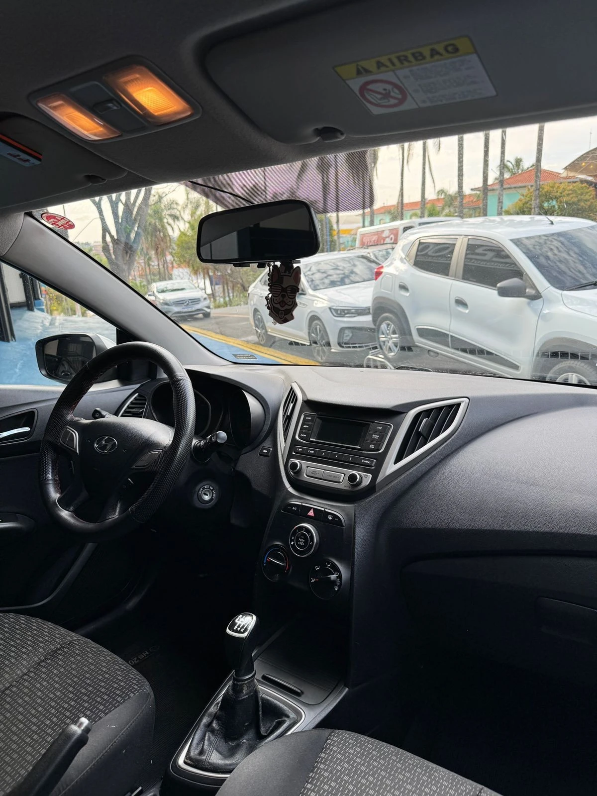 HYUNDAI HB20