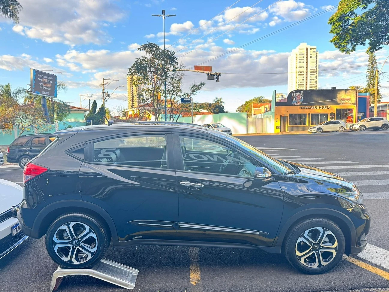 HONDA HR-V