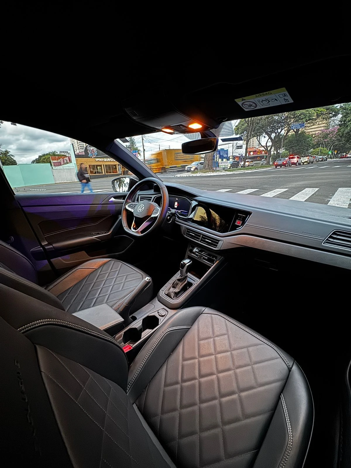 VOLKSWAGEN VIRTUS