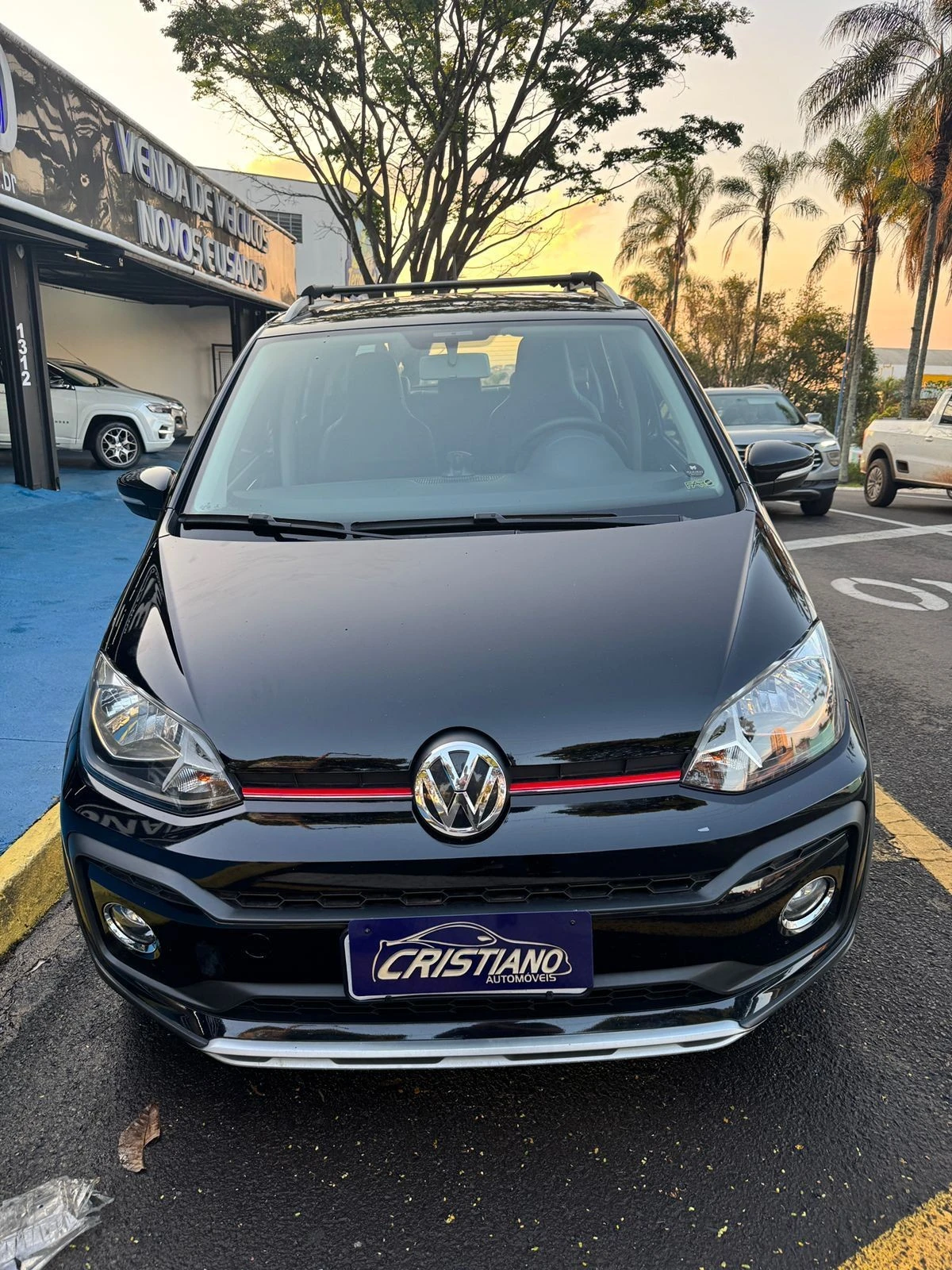 VOLKSWAGEN UP