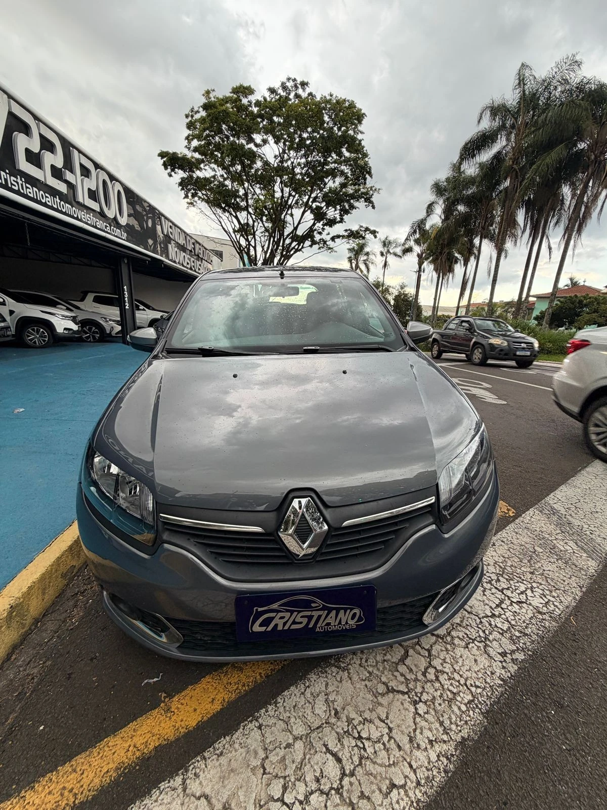 RENAULT SANDERO