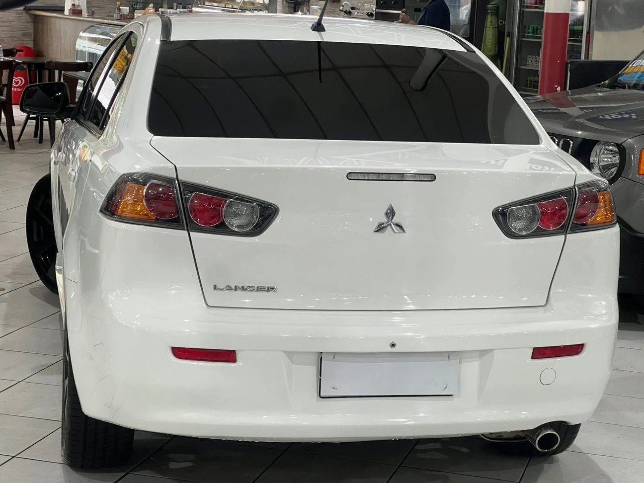 MITSUBISHI LANCER