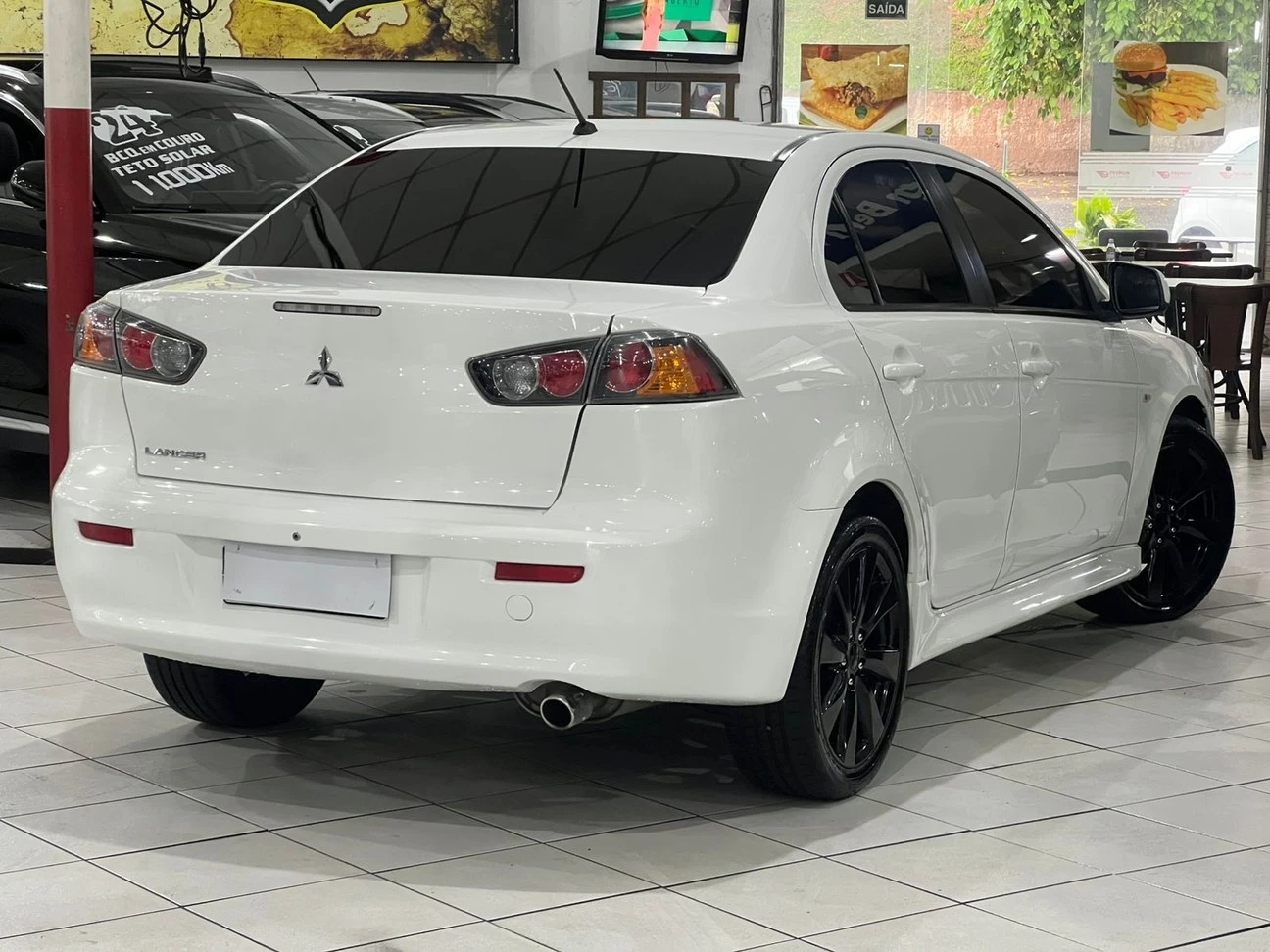 MITSUBISHI LANCER