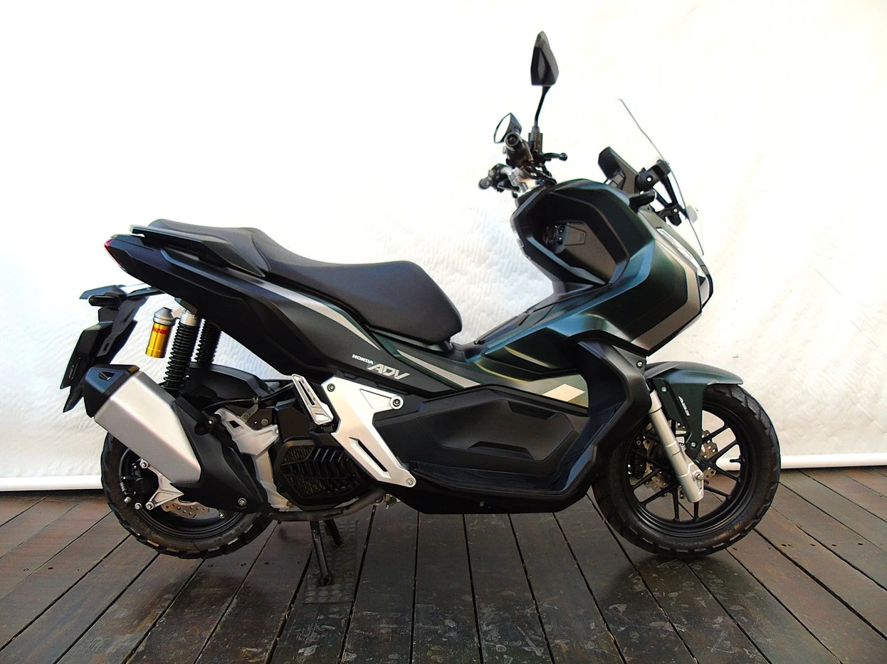 HONDA ADV 150