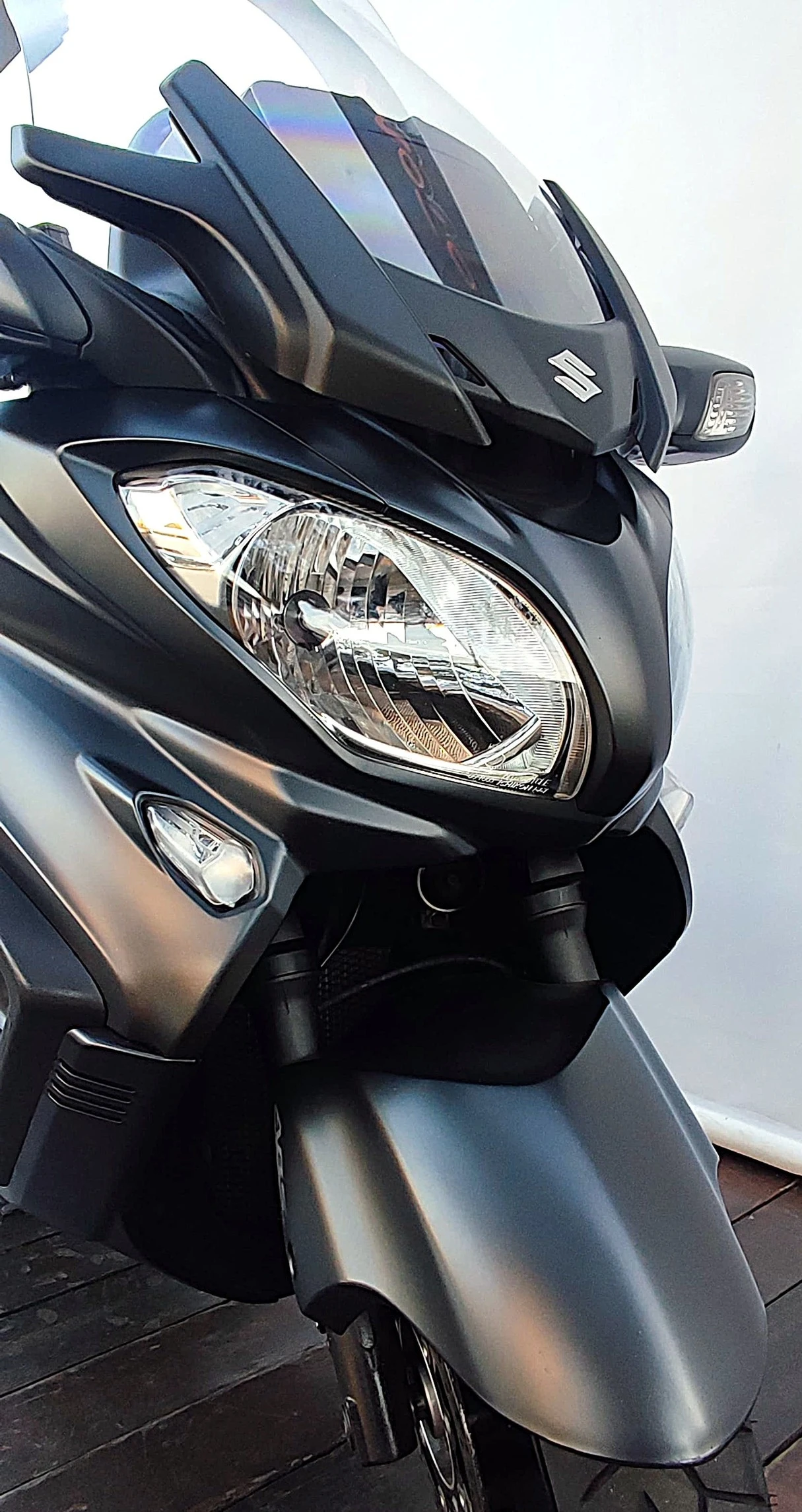 SUZUKI BURGMAN 650 EXECUTIVE
