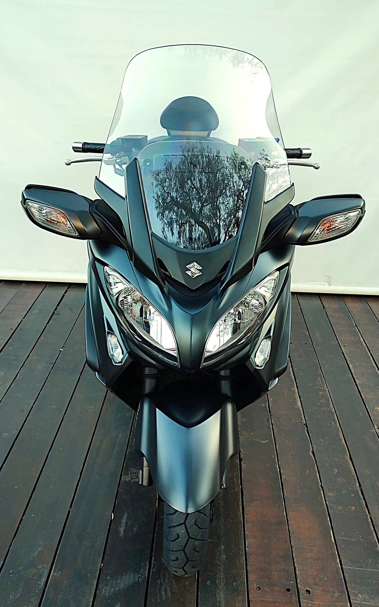 SUZUKI BURGMAN 650 EXECUTIVE