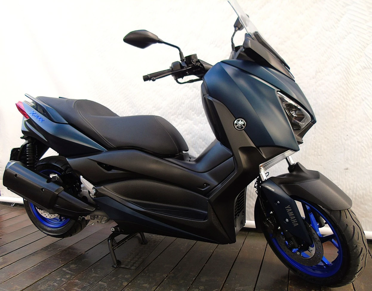YAMAHA XMAX ABS