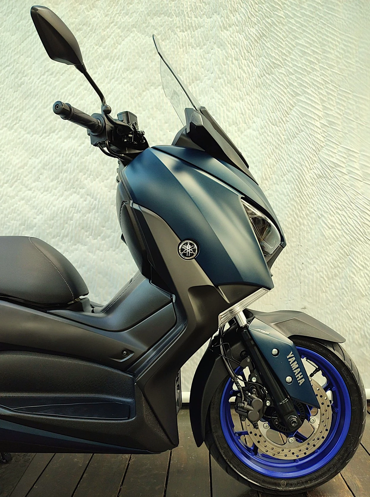 YAMAHA XMAX ABS